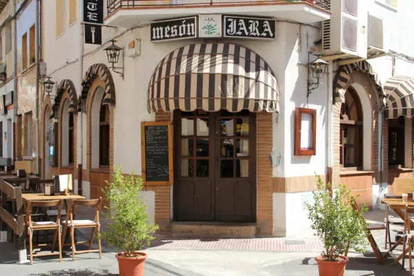 Restaurante Mesón Jara cerca de Madrigal de la Vera